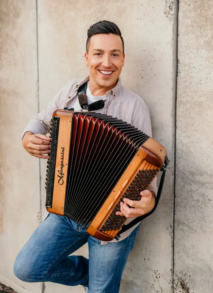 MATTHIAS LENS