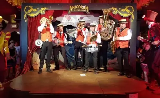 THE ALMOST SWINGING JAZZBAND