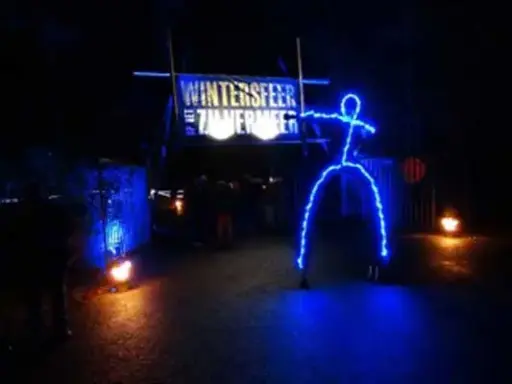 VERLICHTE REUZEN