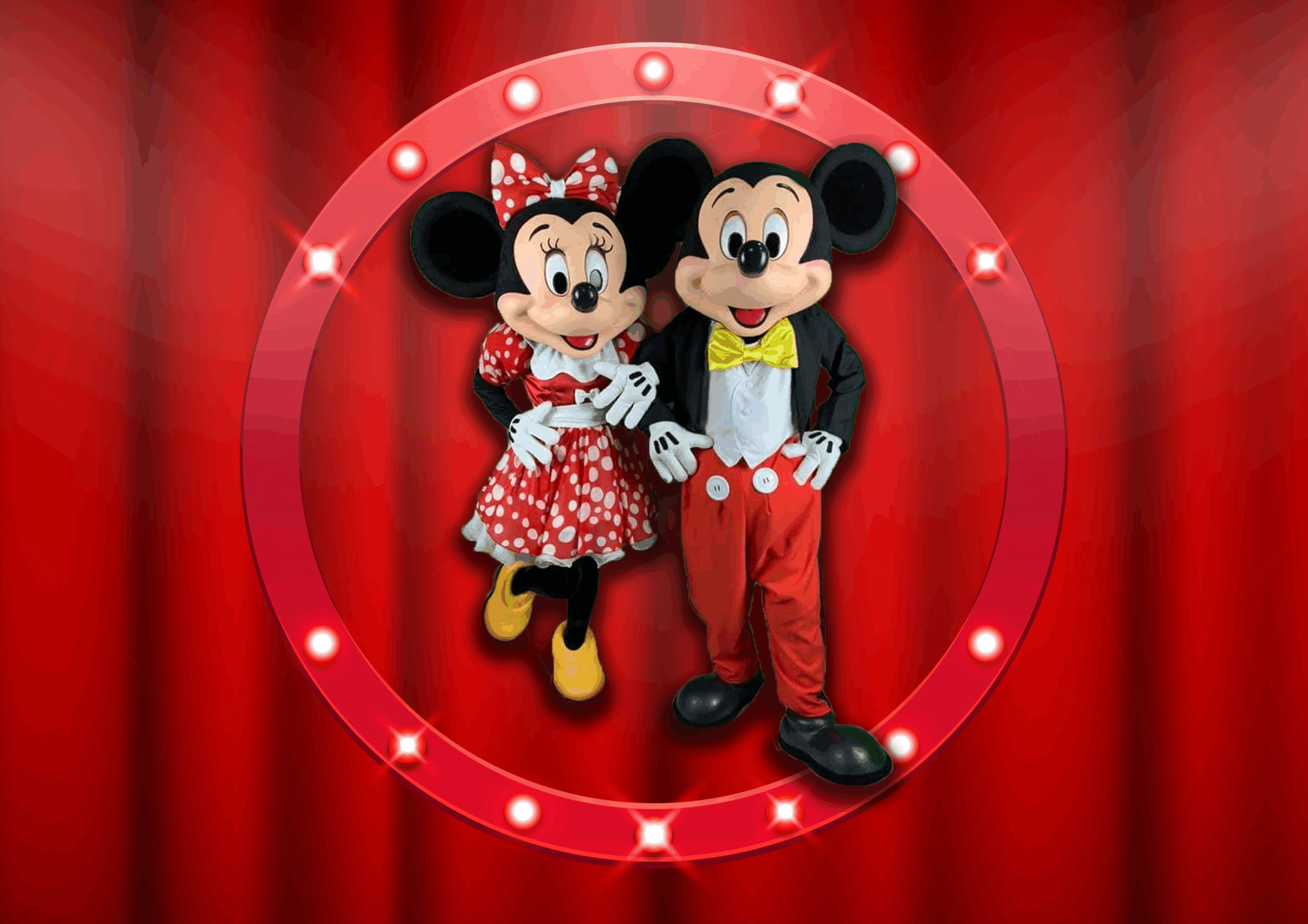Magical Mouses Duo begroet kinderen tijdens een meet & greet op een vrolijk evenement