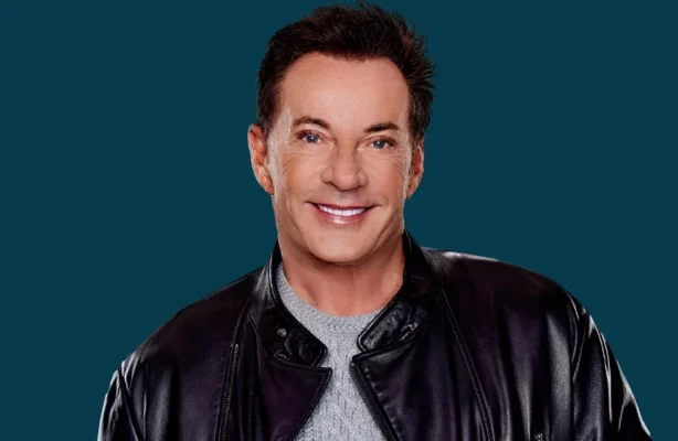 Boek Gerard Joling via Dream Animations voor een sprankelend optreden vol muziek, humor en show op je event.